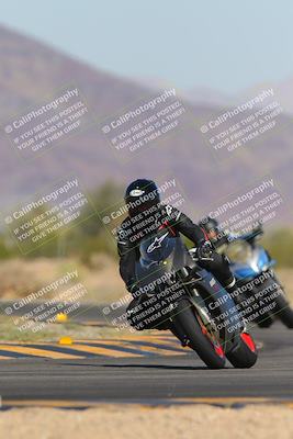 media/Nov-06-2023-Moto Forza (Mon) [[ce023d0744]]/3-Intermediate Group/Session 3 (Turn 5)/